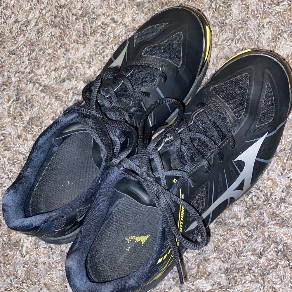 Women’s Wave Lightning Z3 Volleyball Shoes Gem